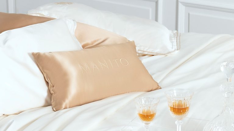 The Ultimate Guide to Choosing the Perfect Silk Duvet Cover for Luxurious Sleep